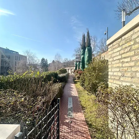 Διαμέρισμα M17 *
